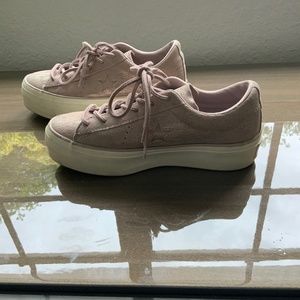 Converse One Star Platform Metallic Suede Low Top Sneakers